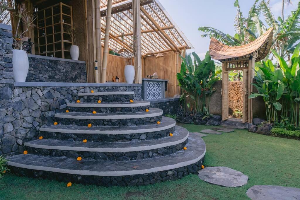 Villa Makerti Bali~Bamboo House Selat Exterior foto