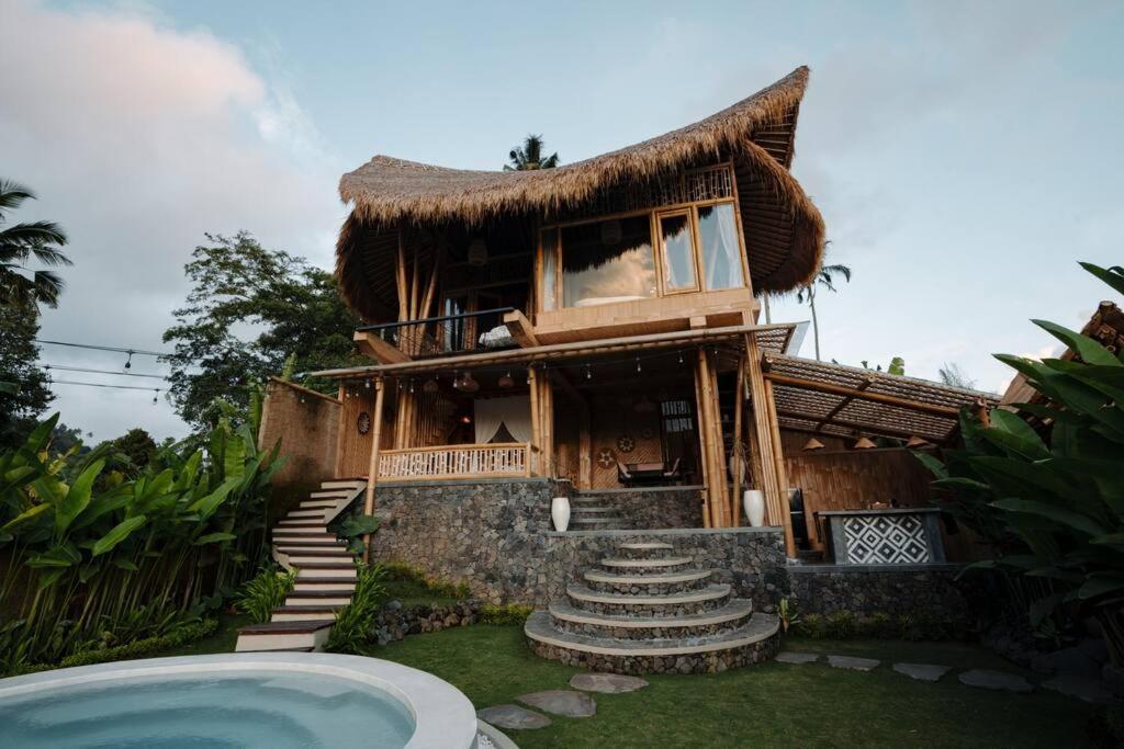 Villa Makerti Bali~Bamboo House Selat Exterior foto