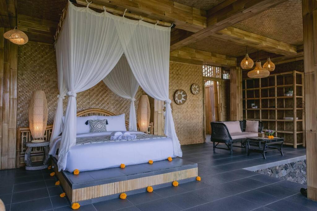 Villa Makerti Bali~Bamboo House Selat Exterior foto