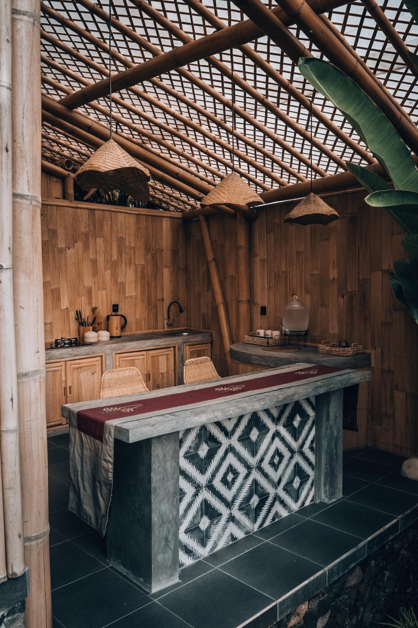 Villa Makerti Bali~Bamboo House Selat Exterior foto