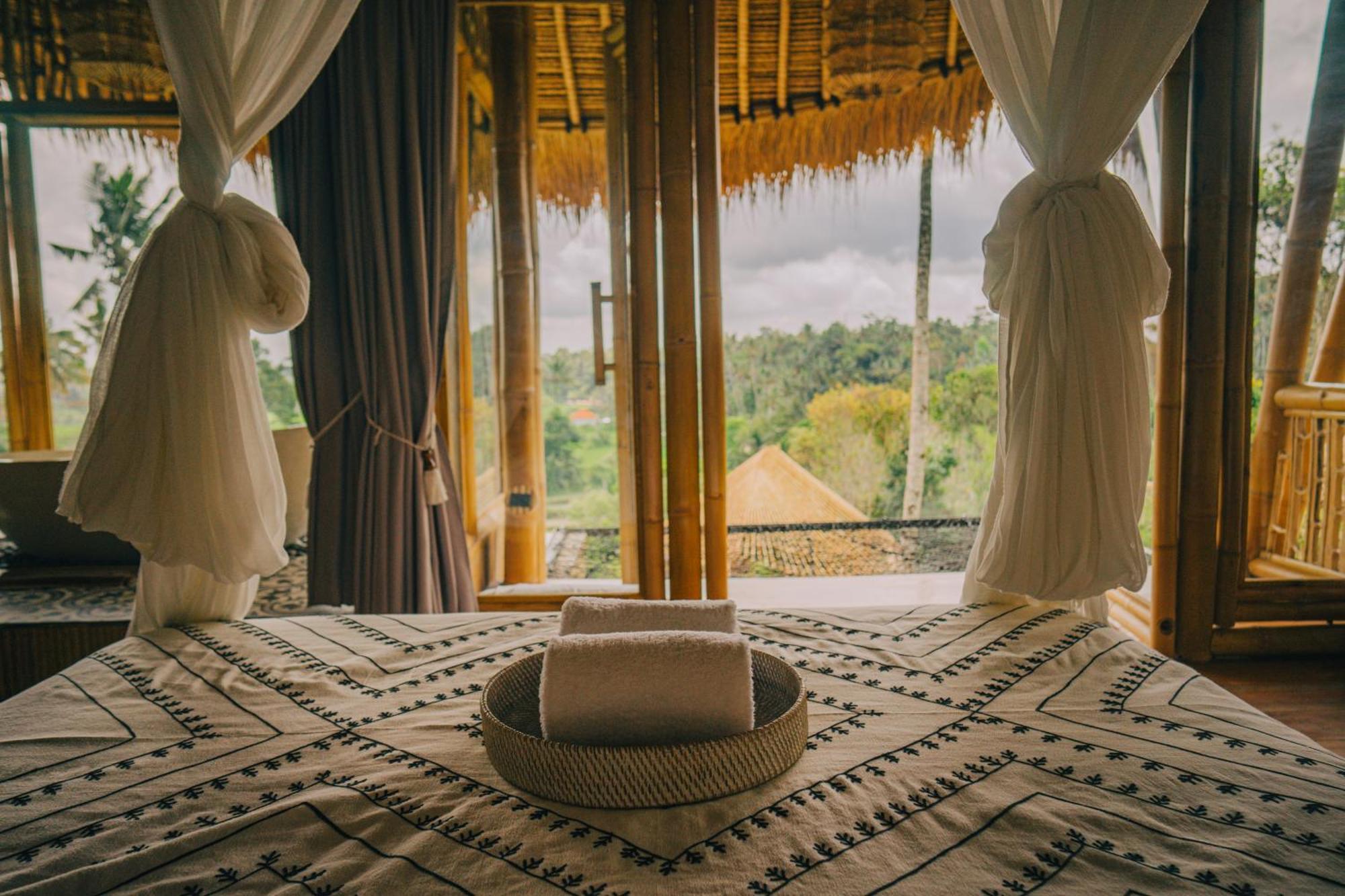 Villa Makerti Bali~Bamboo House Selat Exterior foto